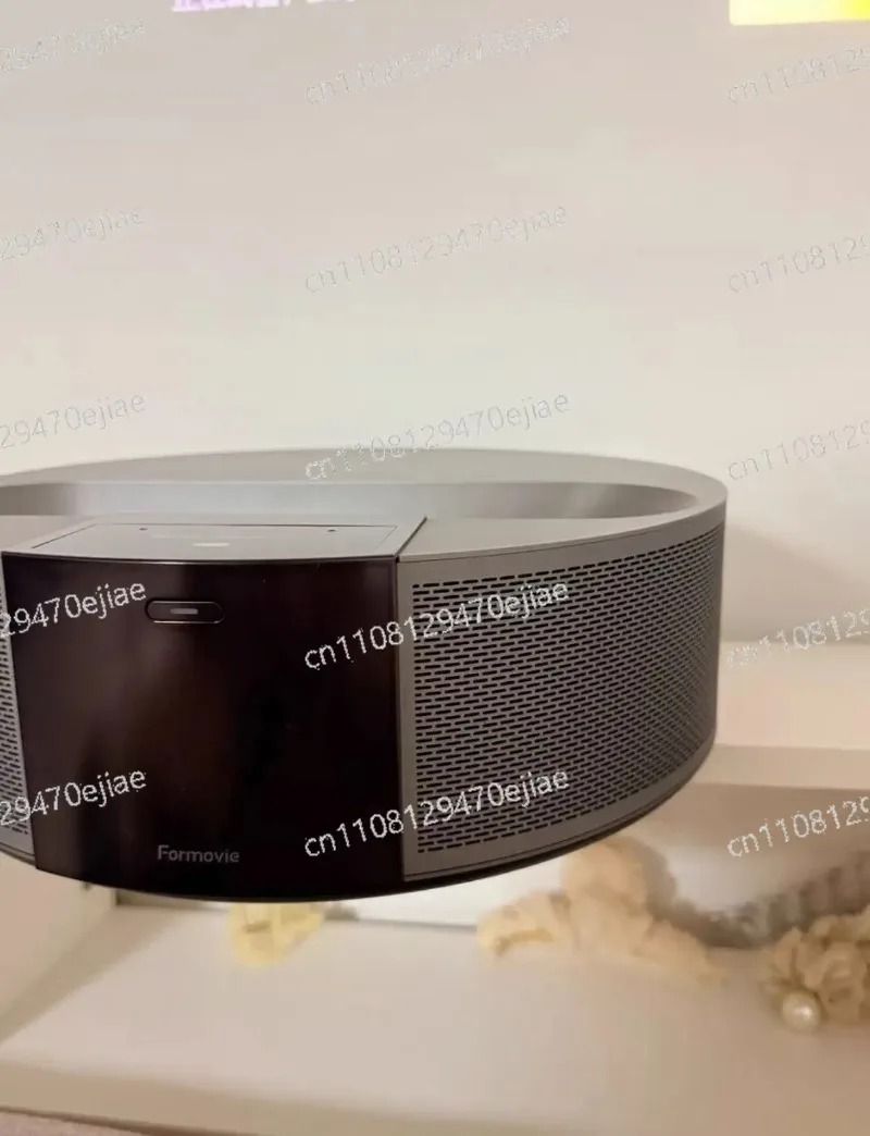 Лазерный проектор R1 Ultra Sho – обзор и цена Ultra Short Throw Laser Projector 4K